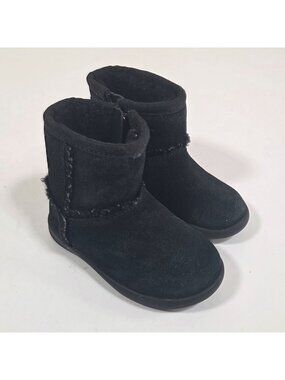 UGG Toddler Booties Size 6 Black Sheepskin Lined Infant Winter Boots
